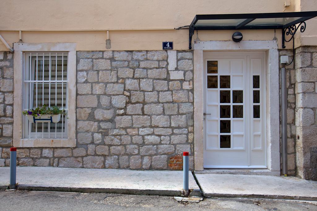 Apartman Rosulica *
